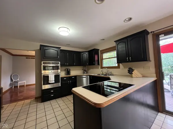 226 Lakeshore DR, Batesville, IN 47006