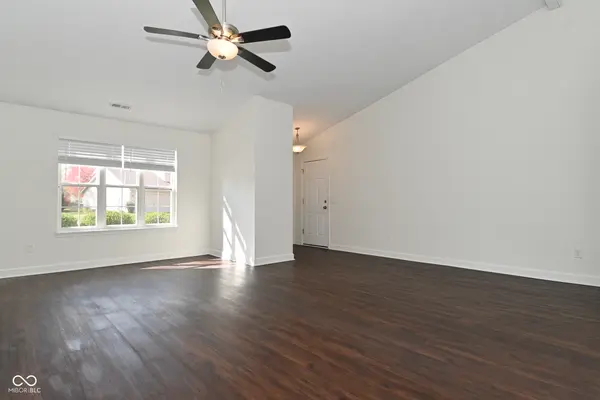 15015 Silver Thorne WAY, Carmel, IN 46033