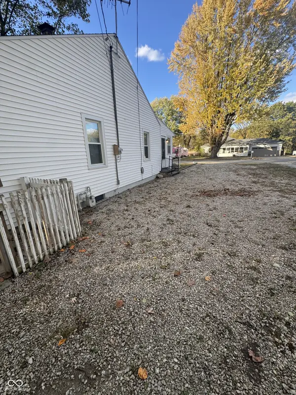 405 North ST, Chesterfield, IN 46017