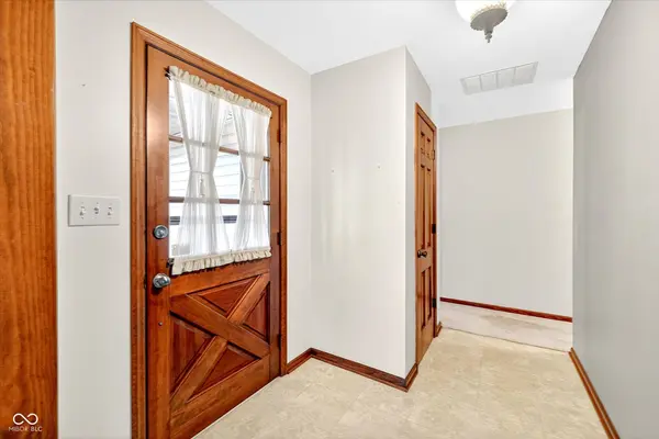 4551 N 225 E, Whiteland, IN 46184