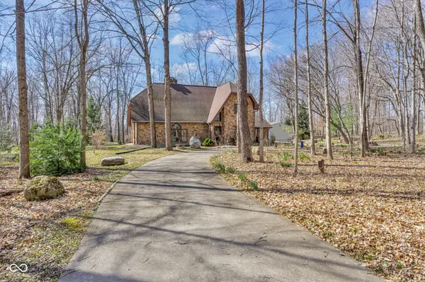9596 W Us Highway 136, Waynetown, IN 47990