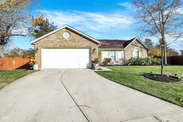 12587 Wolford PL, Fishers, IN 46038