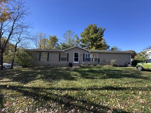 112 S Cross ST, Waveland, IN 47989