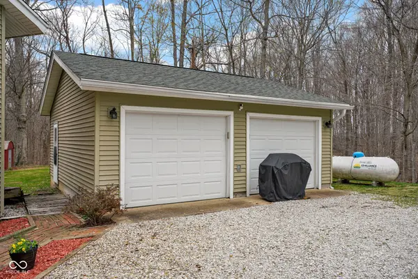 10495 Deer RUN, Poland, IN 47868