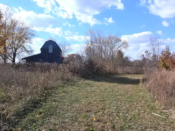 156 S Waggoner RD, Paragon, IN 46166