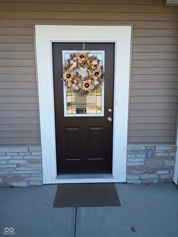7066 Symphony DR, Brownsburg, IN 46112