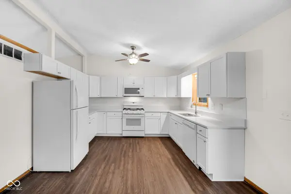 7951 Murrelet ST, Hobart, IN 46342