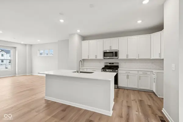 4507 Yellowwood AVE, Brownsburg, IN 46112