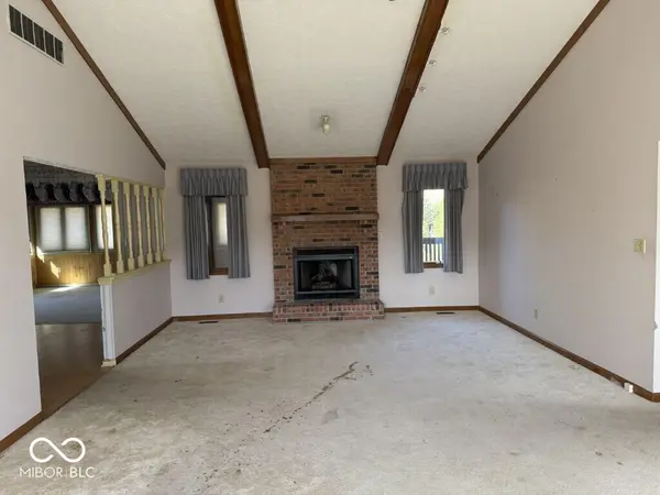 691 Sunbeam CIR, Indianapolis, IN 46231