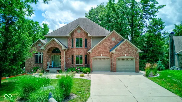 5895 Annanhill CT, Avon, IN 46123