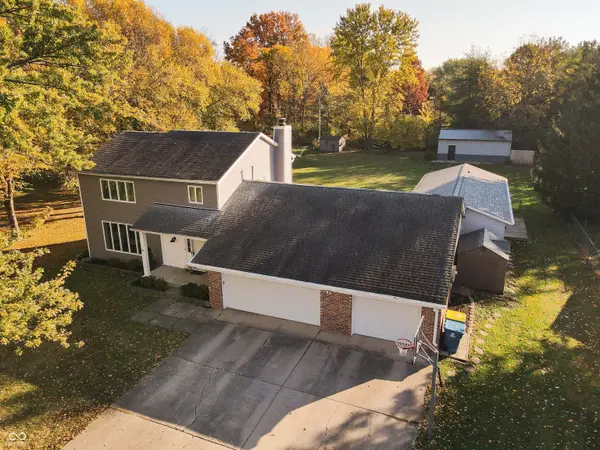 10515 Collingswood RD, Fishers, IN 46037