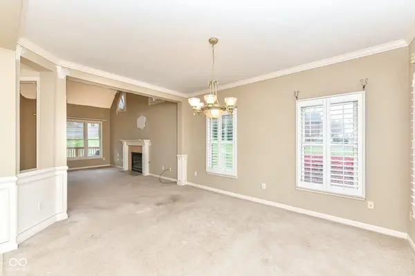 10661 Burning Ridge LN, Fishers, IN 46037