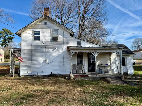 127 E Baltimore ST, Laurel, IN 47024