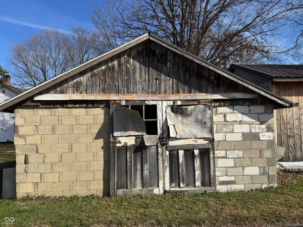 127 E Baltimore ST, Laurel, IN 47024
