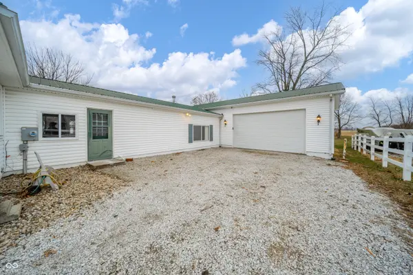 11114 N 300 E, Alexandria, IN 46001