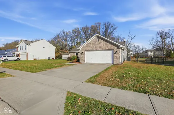 793 Port DR, Avon, IN 46123
