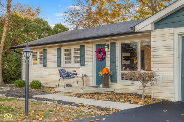4230 River RD, Columbus, IN 47203