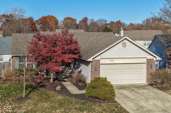 10442 Cedar DR, Fishers, IN 46037