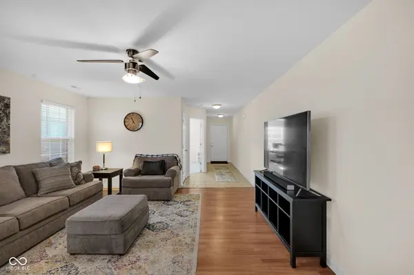 928 Baden Manor DR, Indianapolis, IN 46217