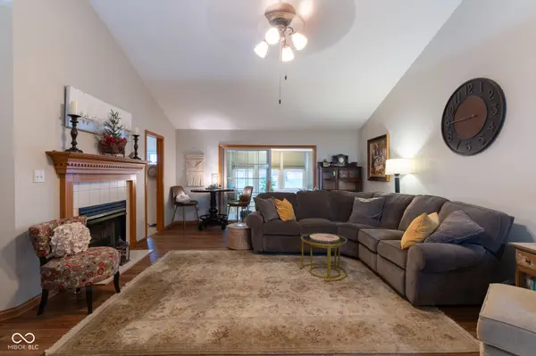 4927 W Cedar Cove WAY #13, New Palestine, IN 46163