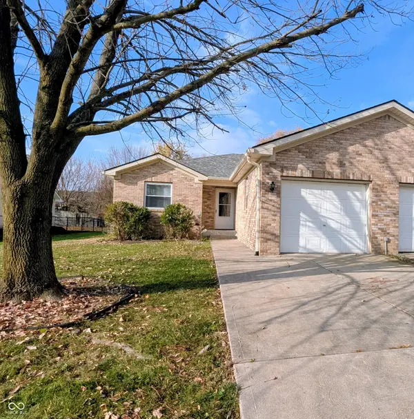 42 Grassyway CT, Whiteland, IN 46184