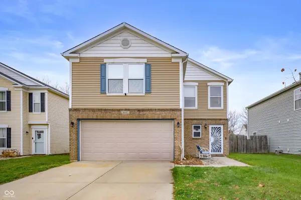 8395 S Firefly DR, Pendleton, IN 46064
