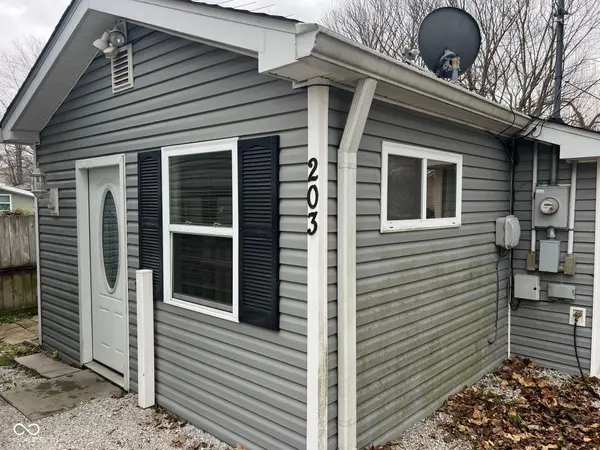203 1st ST, New Market, IN 47965