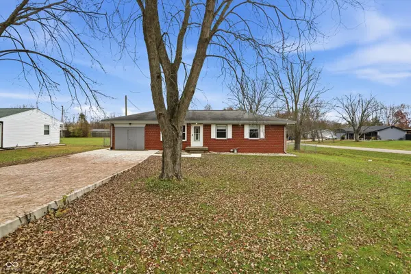 2492 S 125 E, Shelbyville, IN 46176