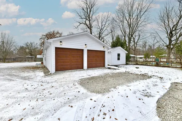 2405 E Edgewood AVE, Indianapolis, IN 46227