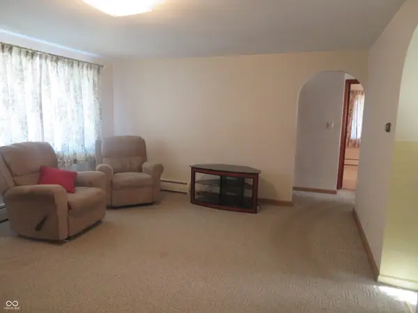 413 E State Road 28, Alexandria, IN 46001