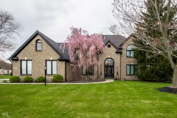 14564 White Hall CIR, Carmel, IN 46033