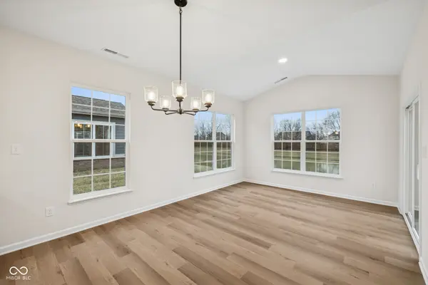 9206 Ambassador ST, Mccordsville, IN 46055