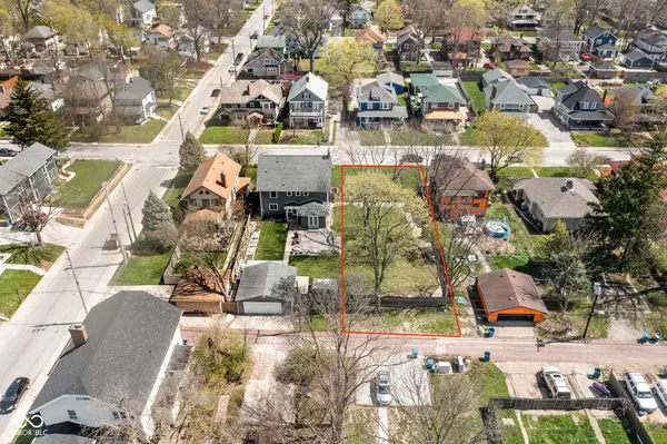 3956 Carrollton AVE, Indianapolis, IN 46205