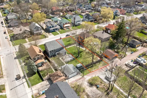3956 Carrollton AVE, Indianapolis, IN 46205