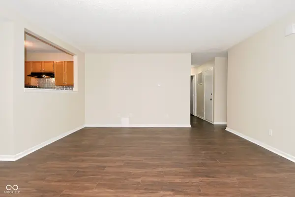 9128 Stones Bluff PL, Indianapolis, IN 46113