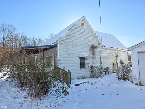 484 S Railroad ST, Jasonville, IN 47438