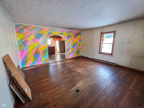 484 S Railroad ST, Jasonville, IN 47438