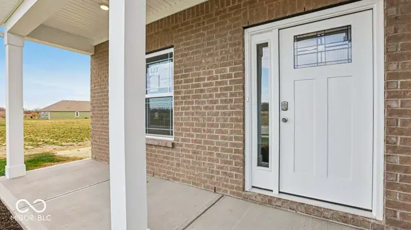 1535 Albatross ST, Danville, IN 46122