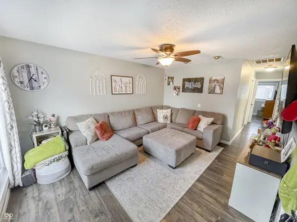 118 Brentwood LN, Whiteland, IN 46184