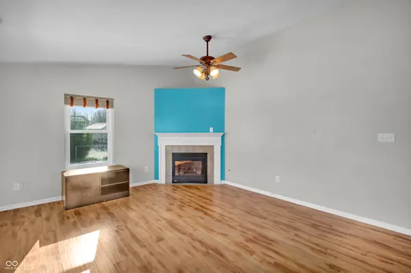 4156 Magnolia DR, Franklin, IN 46131