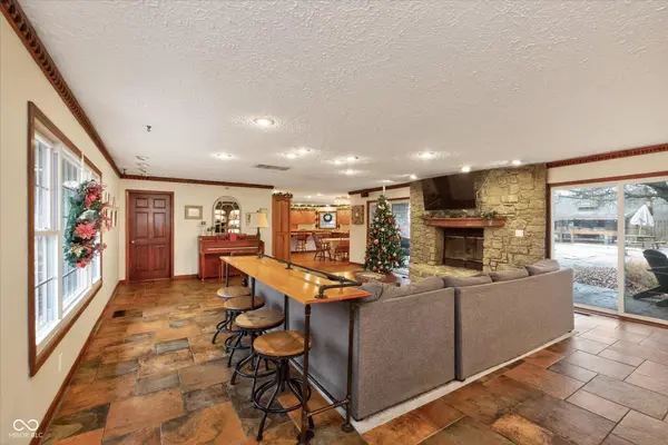 9641 Hamilton Hills DR, Fishers, IN 46038