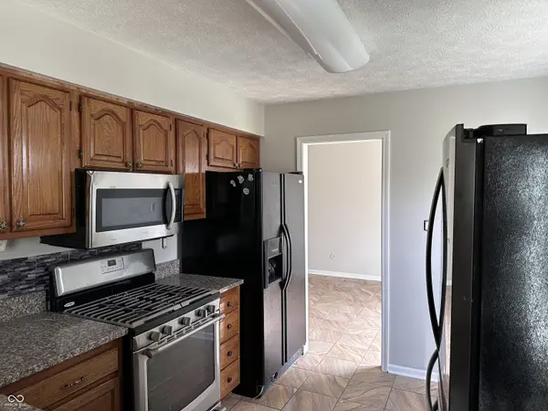 3266 Cherry Lake LN, Indianapolis, IN 46235