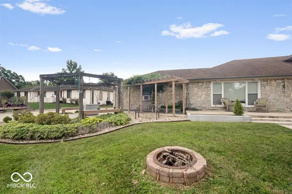 655 Yosemite DR, Indianapolis, IN 46217