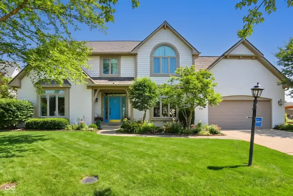 10368 Woods Edge DR, Fishers, IN 46037