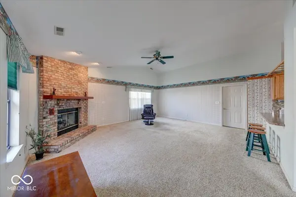 974 Ellington CIR, Greenwood, IN 46143