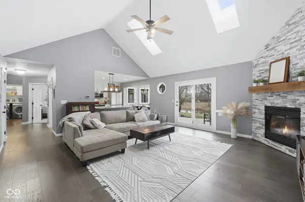 1171 Waterford DR, Avon, IN 46123