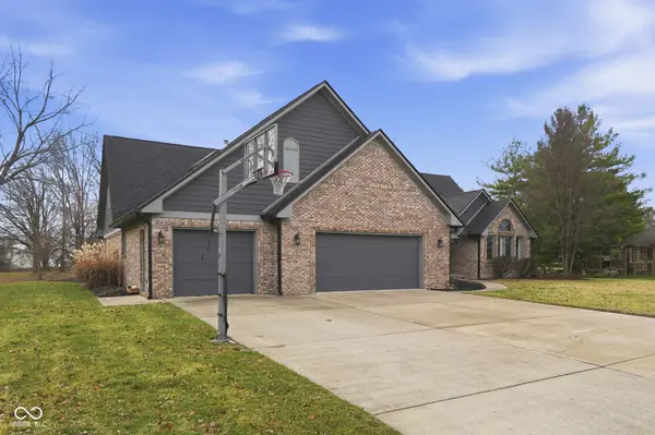 1171 Waterford DR, Avon, IN 46123