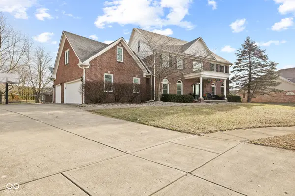 4155 S Siefert CT, New Palestine, IN 46163