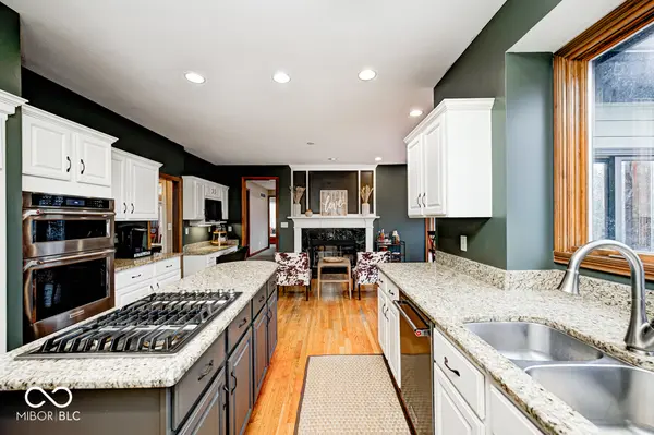 12214 Ridgeside RD, Indianapolis, IN 46256