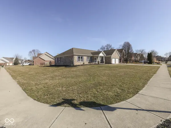 4736 W Harvest WAY, New Palestine, IN 46163